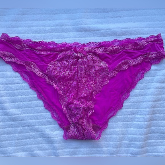 Victoria’s Secret Bikini Panties NWOT - Picture 4 of 6
